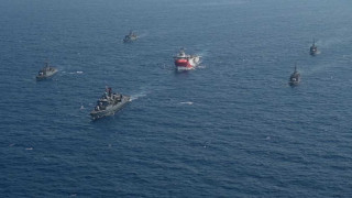 Oruc Reis: Αποχωρεί η φρεγάτα Kemal Reis που το συνόδευε λόγω... ζημιών