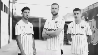 Η νέα... ρετρό φανέλα του ΠΑΟΚ