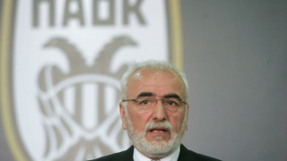 Κρατάει ακόμη κι αυτούς που θέλουν να φύγουν...