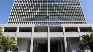 Ας μεταφέρουν τα γραφεία στην… ΓΑΔΑ