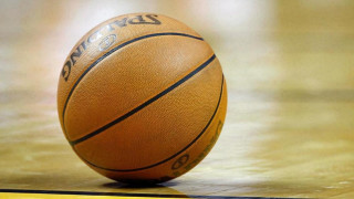 ΕΠΙΚΟ βίντεο: Κινέζος μεσήλικας τερματίζει τα σουτάκια! 