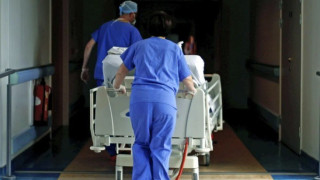 Ισπανοί γιατροί: Ζητούν την παραίτηση τους δικού τους... Τσιόδρα!