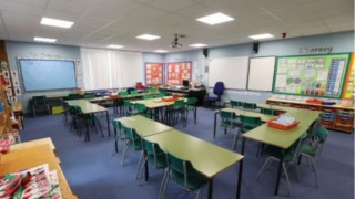 Ερευνα: Να μην πάνε τα παιδιά σχολείο δημιουργεί μεγαλύτερο κίνδυνο από τον κορωνοϊό