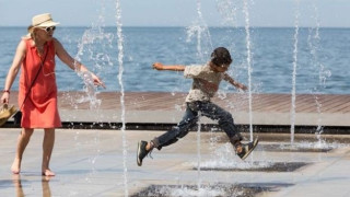 Καιρός: Υψηλές θερμοκρασίες θα υπάρχουν και σήμερα σε όλη τη χώρα