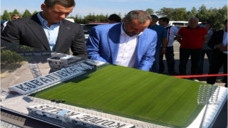 Εγκαίνια νέου γηπέδου και παρουσίαση μεταγραφών από την Κόλος