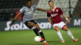 Απίστευτη χαμένη ευκαιρία του Άκπομ σε κενή εστία