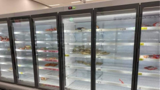 Ετοιμη για lockdown η Βρετανία - Αδειάζουν ξανά τα ράφια των σούπερ μάρκετ