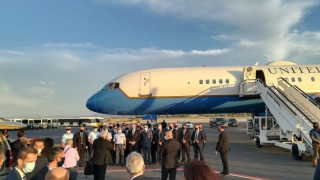 Αναχώρησε από τη Θεσσαλονίκη ο Πομπέο, η συνέχεια στα Χανιά με Μητσοτάκη