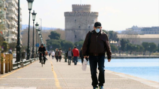 Στο «κόκκινο» συνεχίζει ο κορωνοϊός στην Ελλάδα - Τα κρούσματα σήμερα