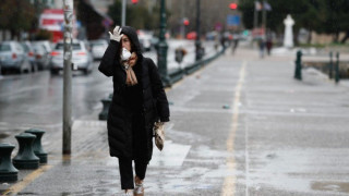 Στο τραπέζι κλείσιμο καταστημάτων στις 22:00 - Απαγόρευση κυκλοφορίας μετά τις 12!