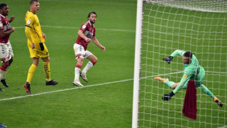 Τρίποντο με υπογραφή Άκπομ για την Μίντλεσμπρο, πρώτη ήττα για Ίβιτς