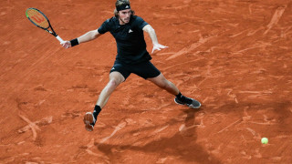 O Tσιτσιπάς χτίζει τον μύθο του ακόμη και με τους αποκλεισμούς