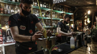 Κορωνοιός: Στο επίπεδο «2» η Θεσσαλονίκη, τα μέτρα που ισχύουν