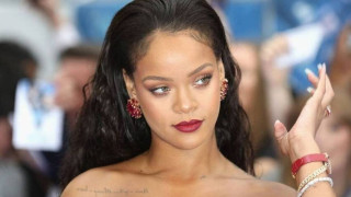 Ριάνα: Τα άκουσε από Μουσουλμάνους