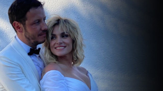 Ζουγανέλη - Δημητρίου: Παραδοσιακός γάμος με καΐκι και συνοδεία μουσικών