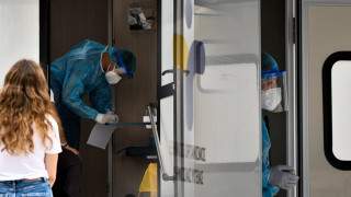 Σαρηγιάννης: «20.000 τα κρυφά κρούσματα, μάσκες παντού»