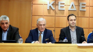 Περικοπές 300 εκατ. ευρώ από τους δήμους για το 2021