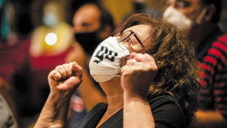 Κατέρρευσε η Μάγδα Φύσσα στο άκουσμα της απόφασης