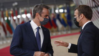 Μητσοτάκης υπέρ Μακρόν: «Απαράδεκτη η ρητορική μίσους του Ερντογάν»