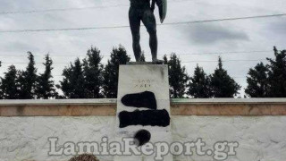 Βεβήλωσαν το μνημείο του Λεωνίδα στις Θερμοπύλες