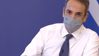 Μητσοτάκης για lockdown: «Στο χέρι όλων να κάνουμε Χριστούγεννα»