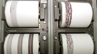 Ισχυρός σεισμός, κουνήθηκε η μισή χώρα - Συνεχίζονται οι μετασεισμοί