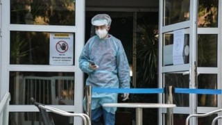 «Ανακοινώνουν νέες κλίνες ΜΕΘ αλλά στην πραγματικότητα κάνουν βαφτίσια»!