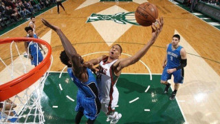 Θετικός ο Αντετοκούνμπο στη νίκη των Μπακς