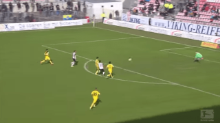 Αυτογκόλ χάρμα ιδέσθαι στη Γερμανία... (video)