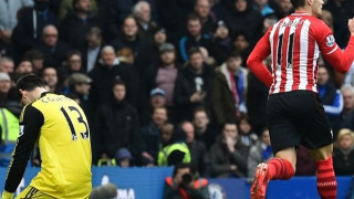 Την ματιάξανε... 