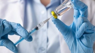 Pfizer και BioNTech καταθέτουν αίτημα για επείγουσα αδειοδότηση