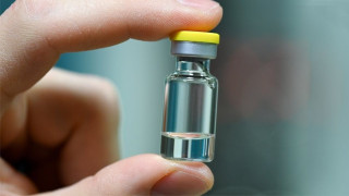 Financial Times: Αμφιβολίες για την αποτελεσματικότητα του εμβολίου της AstraZeneca