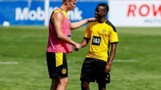 Υποκλίνεται και ο Χάαλαντ στον 16χρονο της Ντόρτμουντ