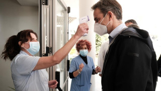 Ελληνική Λύση: «Ήρθε ο Πρωθυπουργός και... συμπωματικά μειώθηκαν τα κρούσματα»