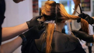 Αλλαγές στα μέτρα για τους πελάτες σε κομμωτήρια και κέντρα μανικιούρ - πεντικιούρ