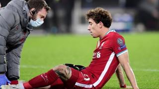 Μάτιαξαν τον Τσιμίκα: Αναγκαστική αλλαγή από τον Κλοπ λόγω τραυματισμού