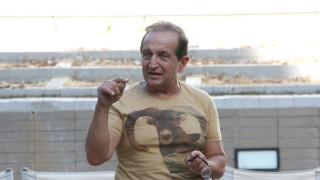 Το απίστευτο ποσό που λαμβάνει για κάθε επανάληψη στην τηλεόραση ο Σπύρος Μπιμπίλας