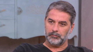 Στην Τροχαία ο Βασίλης Μπισμπίκης: Καταγγελία για ζημιές σε σταθμευμένα οχήματα