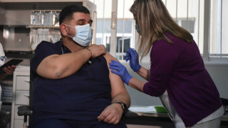 ΑΧΕΠΑ: Παρέλαβε 250 δόσεις, ποιοι εμβολιάζονται πρώτοι σήμερα