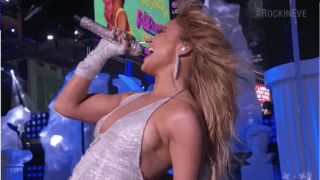 H Τζένιφερ Λόπεζ «σκότωσε» ένα τραγούδι-έπος των Aerosmith