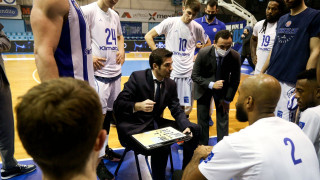 Ο Ηρακλής θέλει να κοιτάξει στα μάτια τον Προμηθέα