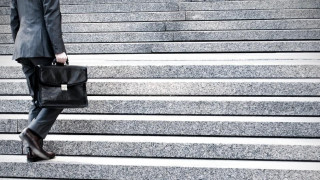 Τον Φεβρουάριο η πληρωμή των 400 ευρώ στους επιστήμονες