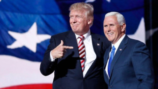 ΗΠΑ: Αντίθετος ο Πενς στην παύση του Τραμπ