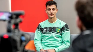 Στον πάγκο ο Γιαννούλης στο ντέρμπι κορυφής με την Σουόνσι