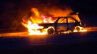 Λάρισα: Τρομακτικό τροχαίο με νεκρό- Απανθρακώθηκε μέσα στο αυτοκίνητο (vid)