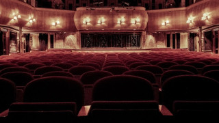 Ο σκηνοθέτης με τις άρρωστες επιθυμίες και οι μαχαιριές από τον πατέρα θύματος