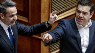 Σφοδρή σύγκρουση για την Παιδεία - Μητσοτάκης: Θλιβερός ο ΣΥΡΙΖΑ - Τσίπρας: Πολιτεύεσαι όπως ο Trump