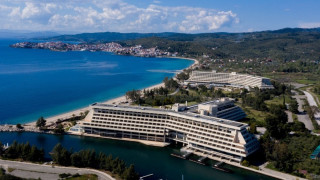 Χαλκιδική: Επιδοτεί τεστ κορονοϊού αρκεί να την επιλέξουν ως προορισμό