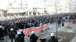 Μόνο η εφαρμογή του νόμου μπορεί να εγγυηθεί τη δημοκρατική λειτουργία των ΑΕΙ