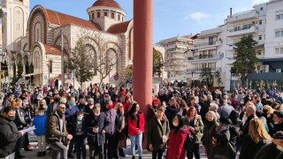 Πορεία κατά του lockdown από κατοίκους του Ευόσμου